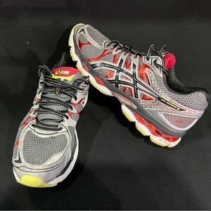 Asics Gel Nimbus-16 Runner Sneakers Mens Sz 11 Gray Red Trail Running